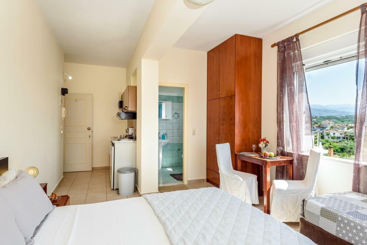 Golden Beach Hill Apartments Kato Daratso Luaran gambar