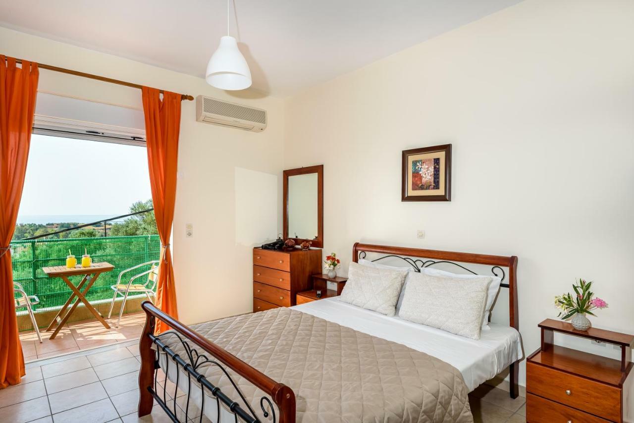 Golden Beach Hill Apartments Kato Daratso Luaran gambar